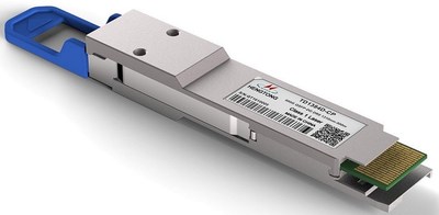 亨通洛克利发布并现场演示800G QSFP-DD800 DR8可插拔光模块